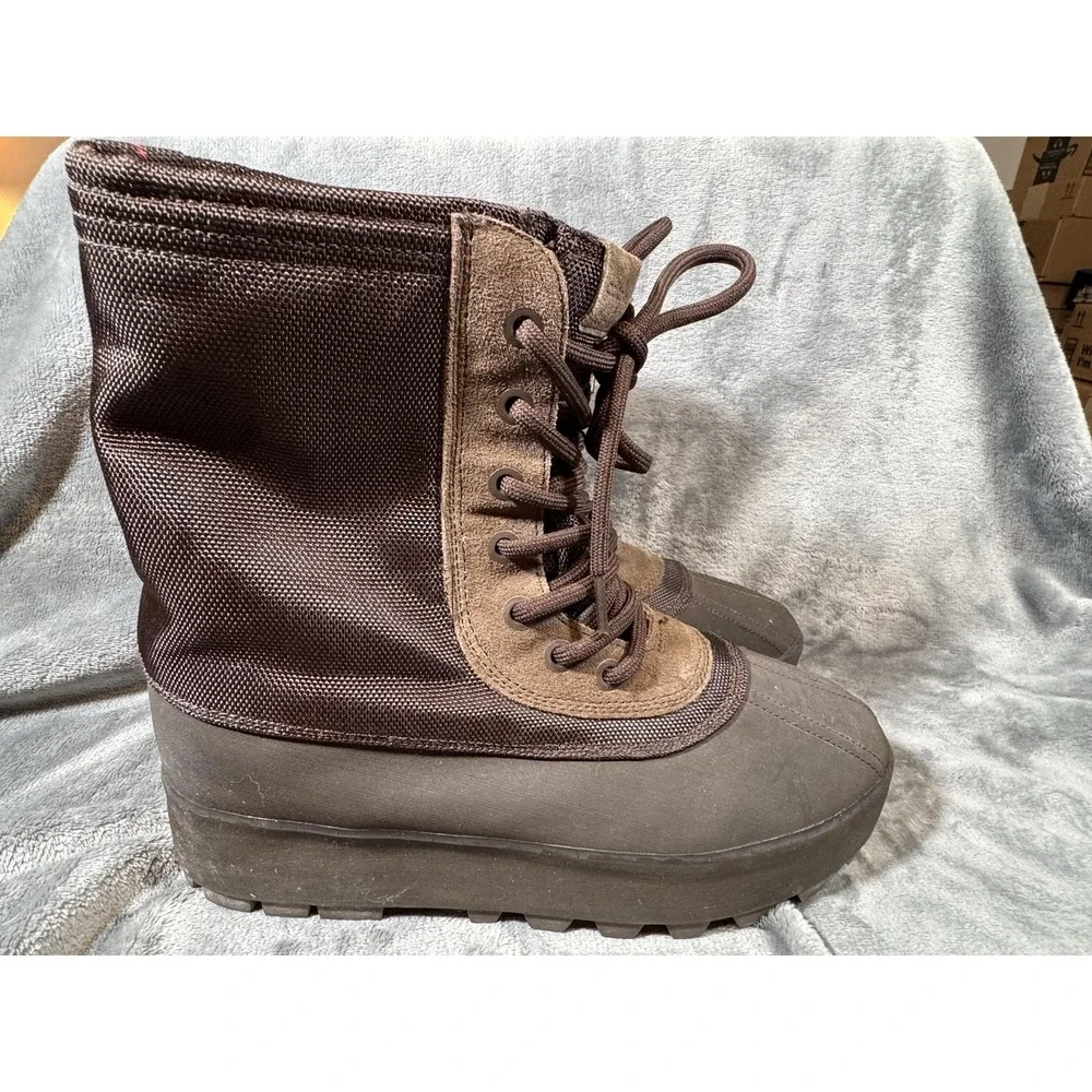 Adidas Yeezy 950 Boots Mens Size 10 Brown Nylon Duck Snow Winter Outdoor AQ4830